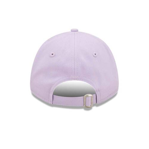 New Era 9FORTY Women New York Yankees League Essential Adjustable Purple Cap - Cap On