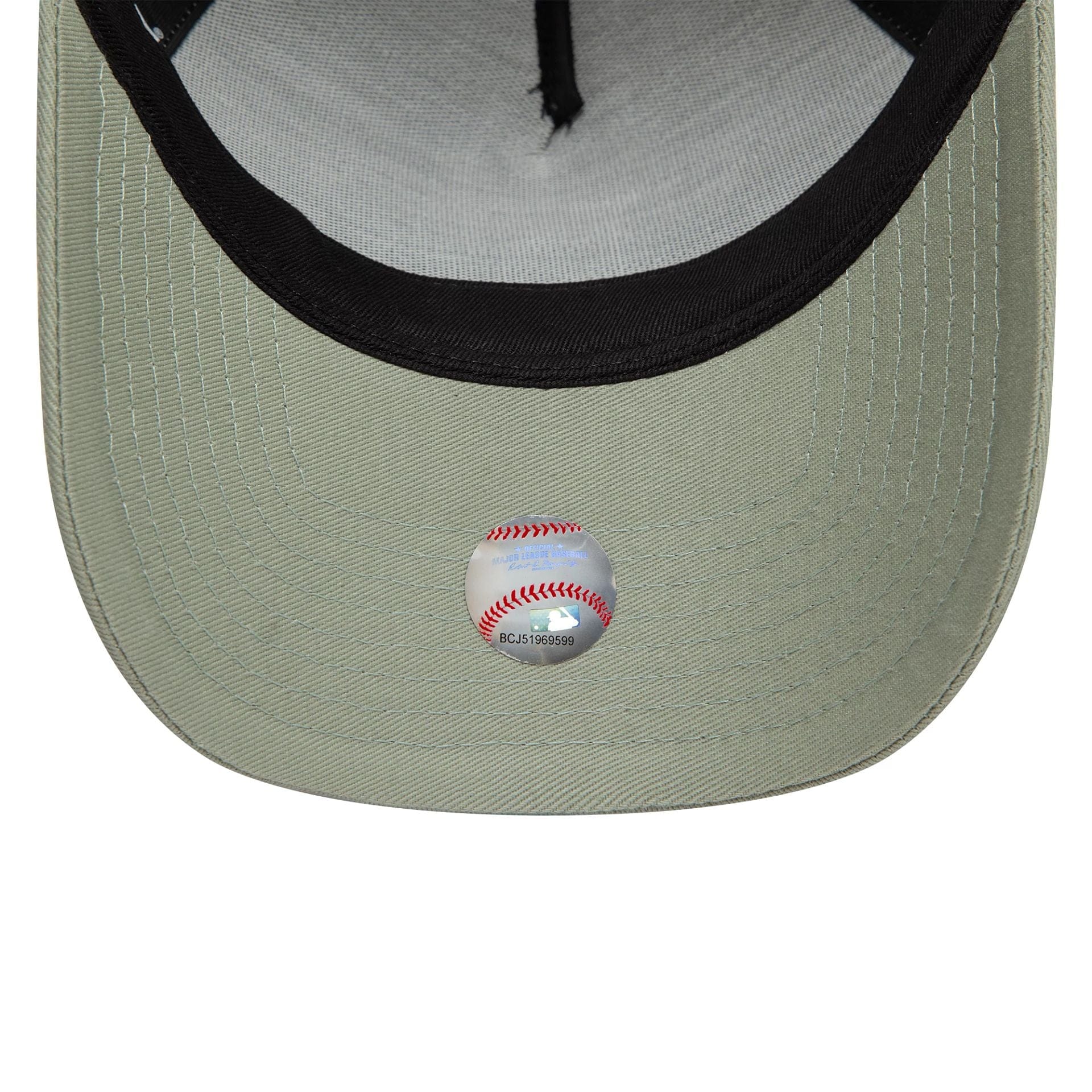 New Era LA Dodgers League Essential Pastel Green 9FORTY A-Frame Trucker Adjustable Cap - Cap On