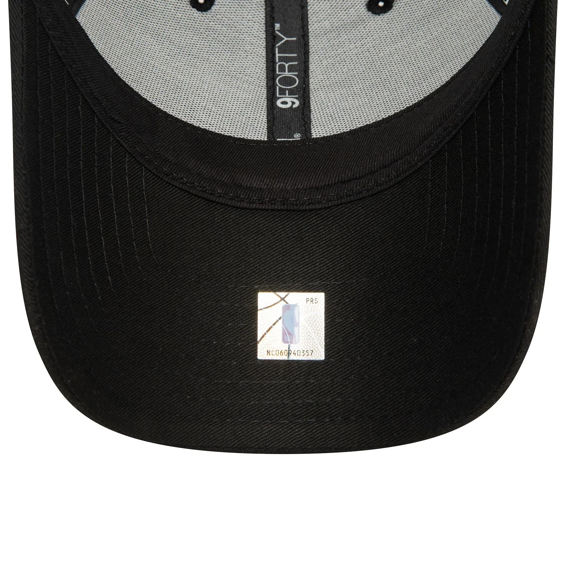 New Era LA Lakers Home Field Black 9FORTY Adjustable Trucker Cap - Cap On