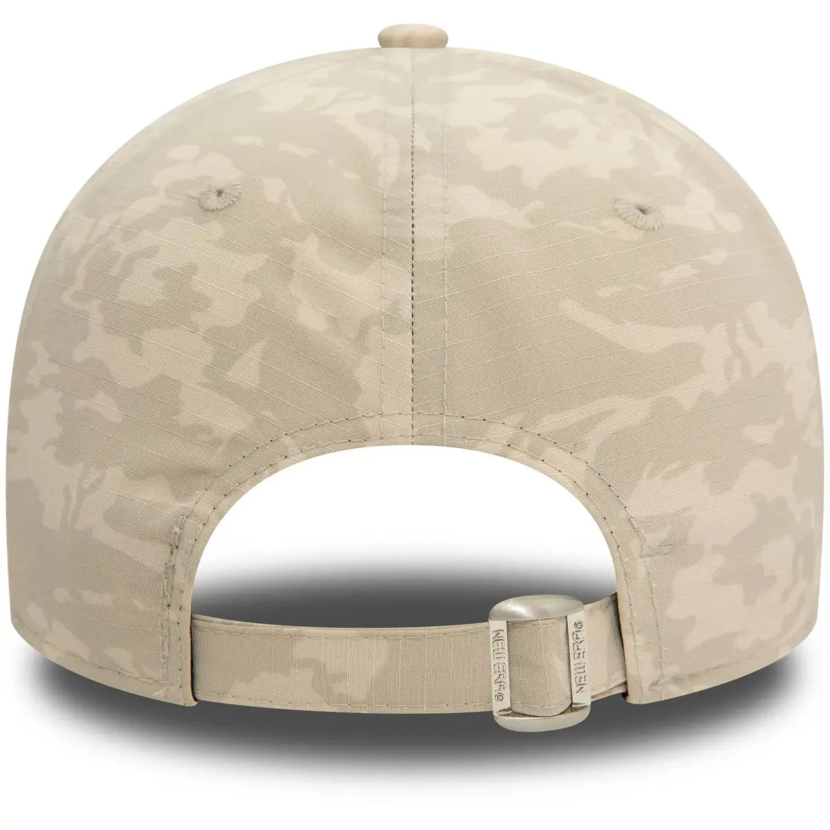 New Era New York Yankees Essential Camo 9FORTY Cap - Cap On