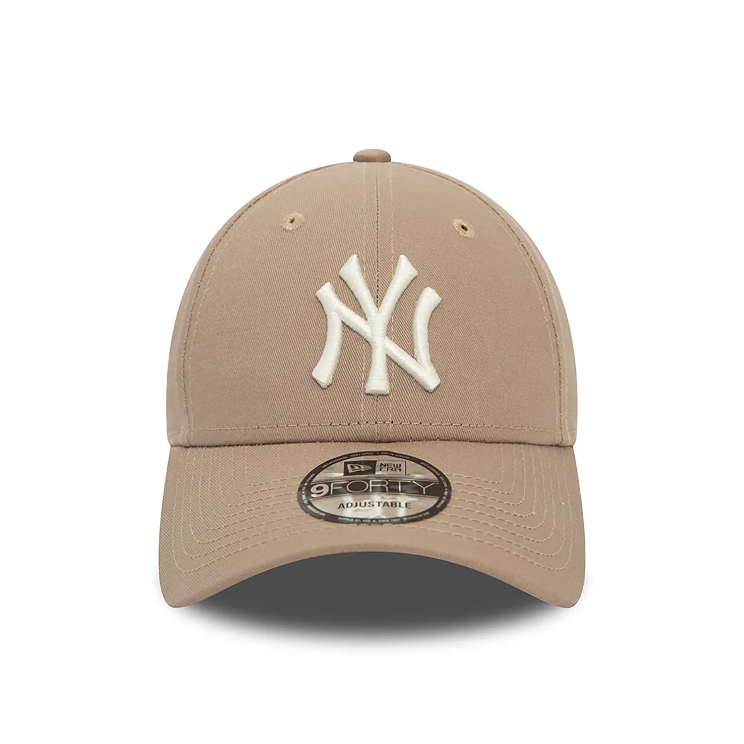 New York Yankees League Essential Brown 9FORTY Adjustable Cap - Cap On