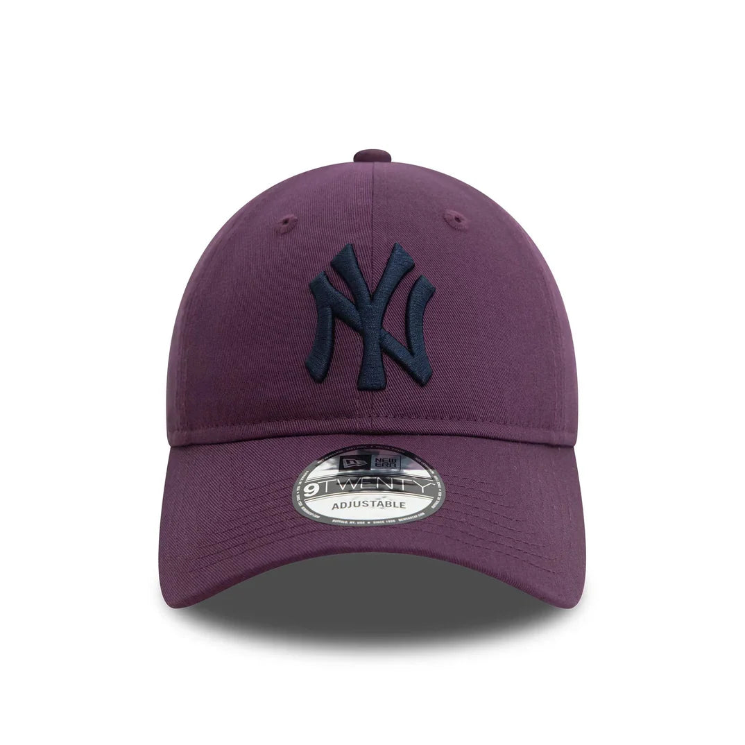 New Era New York Yankees League Essential Dark Purple 9TWENTY Adjustable Cap - Cap On