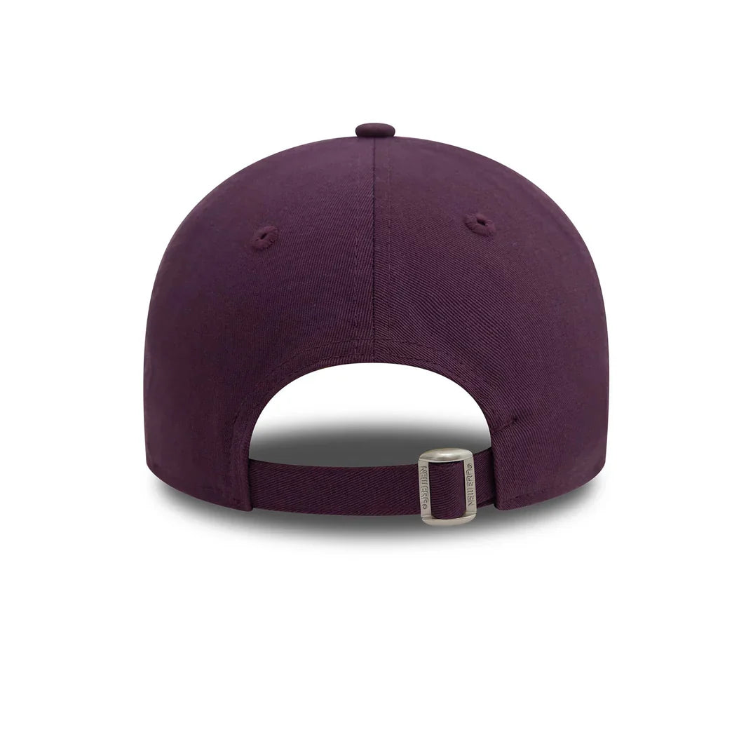 New Era New York Yankees League Essential Dark Purple 9TWENTY Adjustable Cap - Cap On