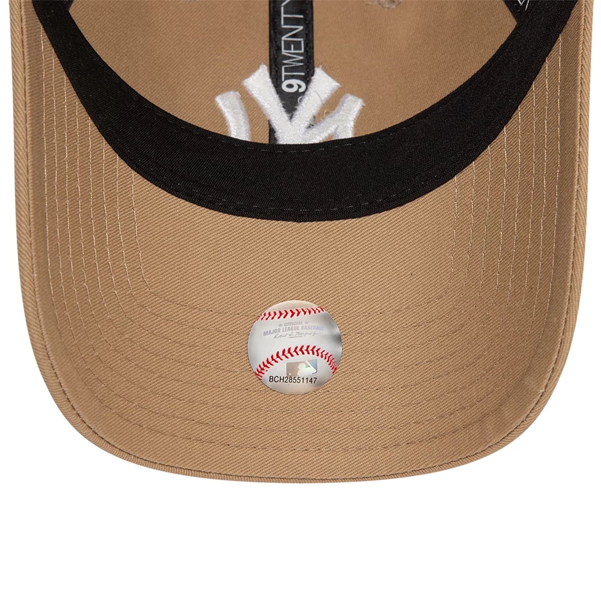 New Era New York Yankees League Essential Light Beige 9TWENTY Adjustable Cap - Cap On