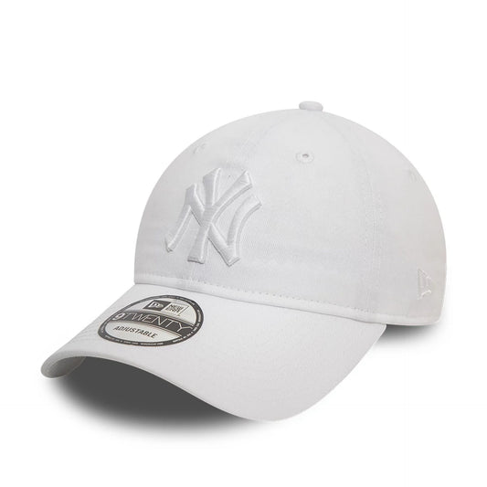New Era New York Yankees League Essential White 9TWENTY Adjustable Cap - Cap On