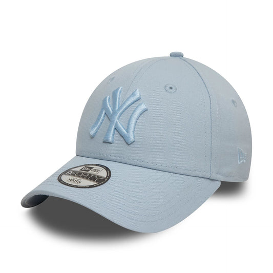 New Era New York Yankees Child League Essential Pastel Blue 9FORTY Adjustable Cap - Cap On