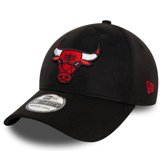 New Era Chicago Bulls Faux Suede Black 39THIRTY Stretch Fit Cap‏ - Cap On
