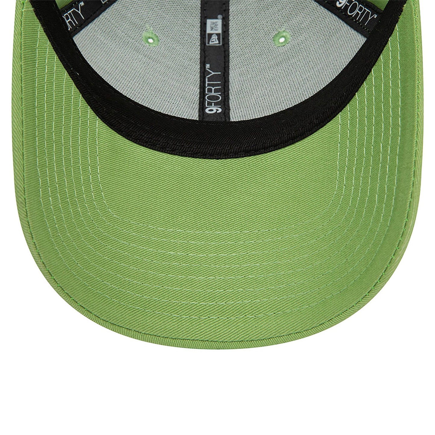 New Era New York Yankees Youth League Essential Green 9FORTY Adjustable Cap (Youth) - Cap On